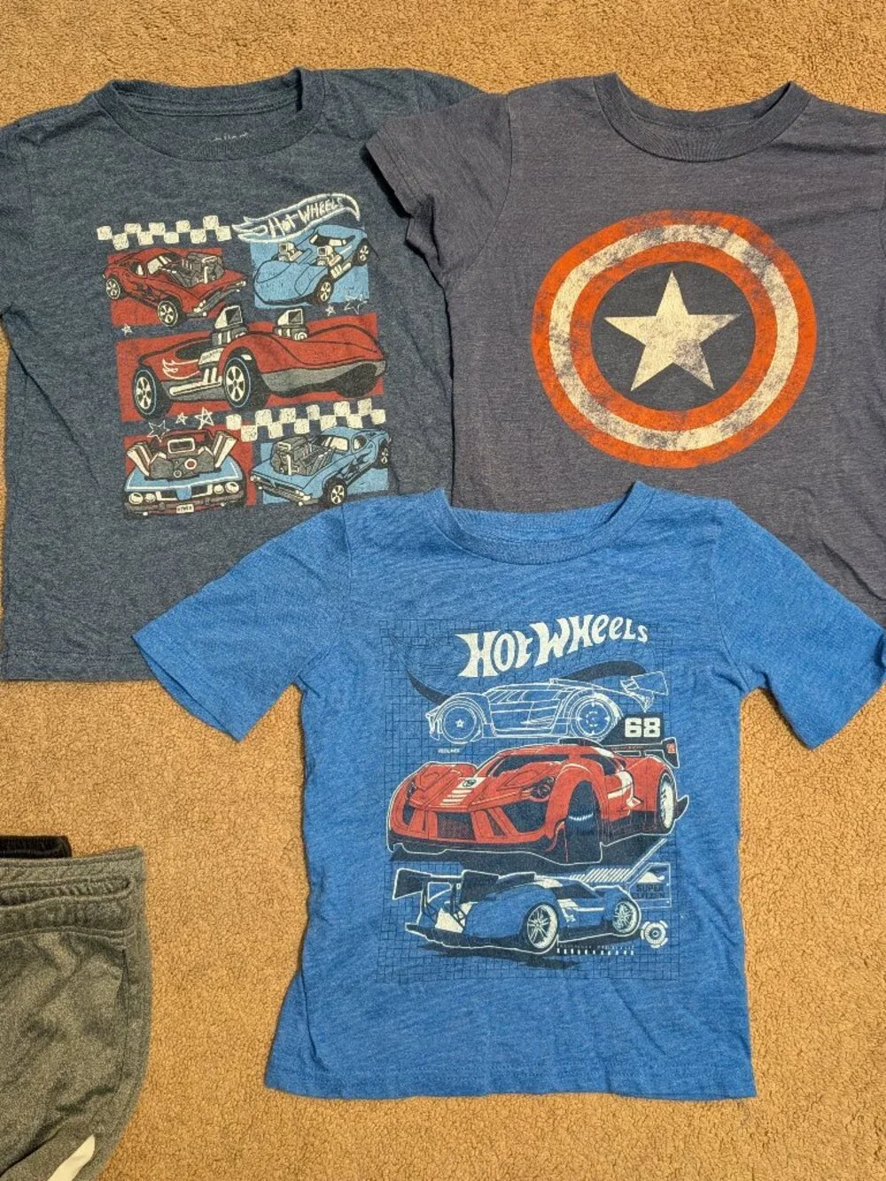 Lot 3 Boys T-shirts and 3 Shorts 5T Hot Wheels Marvel Captain America - Picture 2 of 10